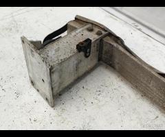 RINFORZO TRAVERSA PARAURTI ANTERIORE SUPPORTO AUDI - 19