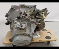 CAMBIO MANUALE 5 MARCE PEUGEOT 208 1.6 D 9HZ 9HR 1 - 17