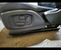 SET SEDILI RISCALDABILI IN PELLE NERA JAGUAR XF 20
