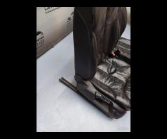 SEDILE IN PELLE ANTERIORE DX \\ SX VOLKSWAGEN PASS - 17