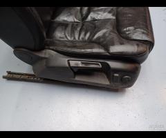 SEDILE IN PELLE ANTERIORE DX \\ SX VOLKSWAGEN PASS - 18