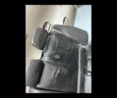 SET SEDILI IN PELLE NERA CUCITURA ROSSA BMW F20 20 - 18