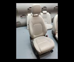 SET SEDILI IN PELLE BEIGE JAGUAR XE X760 2017 BERL
