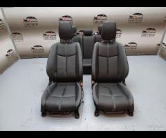 SET SEDILI IN PELLE CUCITURA BLU NISSAN LEAF II 20