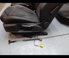 SET SEDILI IN PELLE NERA \\ALCANTARA VOLKSWAGEN PA - 11