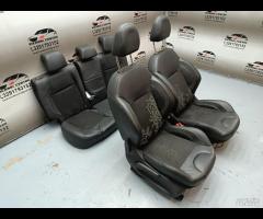 SET SEDILI IN TESSUTO \\ PELLE NERA PEUGEOT 208 20 - 19