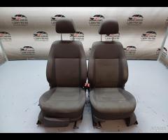 SEDILI ANTERIORE DESTRO \\ SINISTRO IN TESUTTO VOL