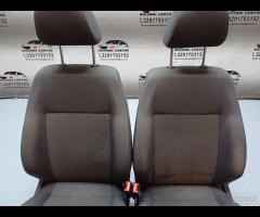 SEDILI ANTERIORE DESTRO \\ SINISTRO IN TESUTTO VOL