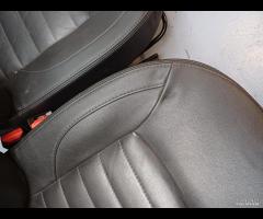 SET SEDILI IN PELLE NERA DACIA SANDERO 2012-2016 H - 21