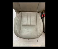 SET SEDILI IN PELLE TRAFORATA BEIGE 2.0D LAND ROVE