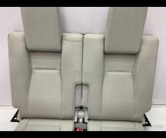 SEDILI POSTERIORE IN PELLE TERZA FILA 2.0D LAND RO - 8