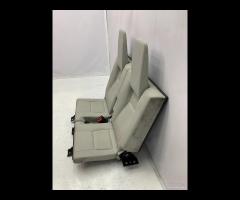 SEDILI POSTERIORE IN PELLE TERZA FILA 2.0D LAND RO - 16