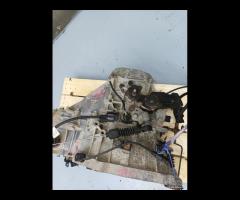 CAMBIO MANUALE 6 MARCE 2WD D3FA 1.1 CRDi  KIA RIO - 6