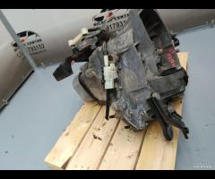 CAMBIO MANUALE  CITROEN PEUGEOT 5M 1.2 BENZINA HM0