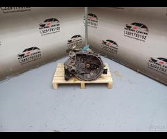 CAMBIO MAN 5MAR 2012 PEUGEOT 208 1.4L BENZINA 70KW