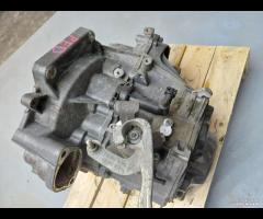 CAMBIO MANUALE 5M  PED PNZ VOLKSWAGEN POLO  1.2 TS - 15