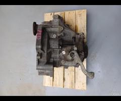 CAMBIO MANUALE 5M  PED PNZ VOLKSWAGEN POLO  1.2 TS - 17