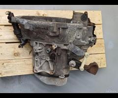 CAMBIO MANUALE 5 MARCE PEUGEOT 207 2013 1.4 16V 96 - 17