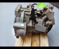 CAMBIO MAN 5MAR 2012 SEAT LEON CAYC MDZ 1.6L TDI C - 16