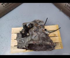 CAMBIO MANUALE 6M 3030002333 TOYOTA AURIS 2015 1.4