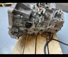 CAMBIO MANUALE 6M 3030002333 TOYOTA AURIS 2015 1.4 - 11