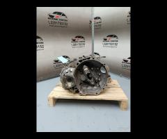 CAMBIO MANUALE 5M JCS LFZ VOLKSWAGEN CADDY 2010 1.