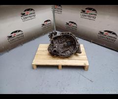 CAMBIO SEMI AUTOMATICO 5M PEUGEOT 208 2014 1.4D DV