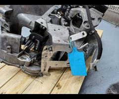 CAMBIO SEMI AUTOMATICO 5M PEUGEOT 208 2014 1.4D DV - 16