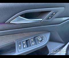 Volkswagen Golf GTI 2.0 DSG 245CV - 11