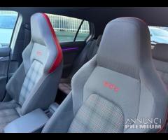 Volkswagen Golf GTI 2.0 DSG 245CV - 18