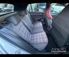 Volkswagen Golf GTI 2.0 DSG 245CV - 21