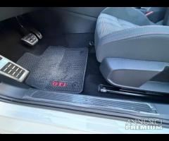 Volkswagen Golf DSG 265cv GTI - 22