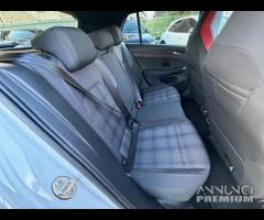 Volkswagen Golf DSG 265cv GTI - 25
