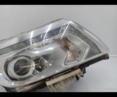 FARO FANALE ANTERIORE DX LED NISSAN NAVARA IV D23