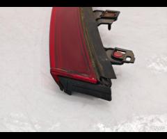 FARO FANALE STOP FRENO POSTERIORE CENTRALE TOYOTA - 11