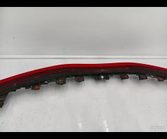 FARO FANALE STOP FRENO POSTERIORE CENTRALE TOYOTA - 17