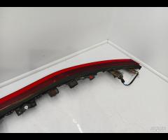 FARO FANALE STOP FRENO POSTERIORE CENTRALE TOYOTA - 18