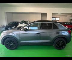 Volkswagen T-Roc 1.5 TSI ACT DSG Sport - 9