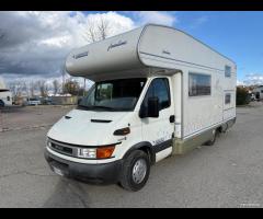 MOBILVETTA ARCOBALENO 7 POSTI DAILY 2.8 TD ANNO 20