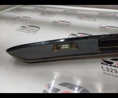 RIVESTIMENTO MANIGLIA DEL PORTELLONE POSTERIORE MI - 12