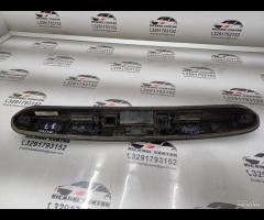 RIVESTIMENTO MANIGLIA DEL PORTELLONE POSTERIORE MI - 16