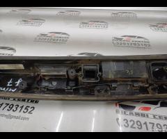 RIVESTIMENTO MANIGLIA DEL PORTELLONE POSTERIORE MI - 19