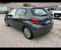 Peugeot 208 PureTech 82 5 porte Allure - 7