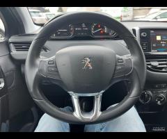 Peugeot 208 PureTech 82 5 porte Allure - 13