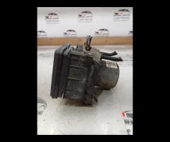 CENTRALINA POMPA ABS 1.7D 115CV 85KW 2012 HYUNDAI