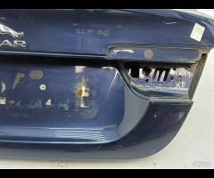 PORTELLONE COFANO POSTERIORE BAULE JAGUAR XE X760 - 12