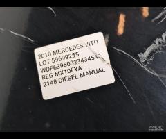 PARAFANGO ANTERIORE SINISTRA SX  MERCEDES VITO 200 - 9