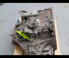CAMBIO MANUALE 6 MARCE 1.6 D 96 kW 131 CV NISSAN Q - 10
