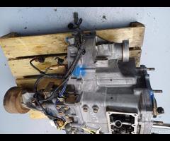 DIFFERENZIALE CAMBIO MITSUBISHI L200 2014 2.5D 131 - 17