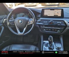 BMW 520d Touring Luxury Tetto Iva esposta - 11